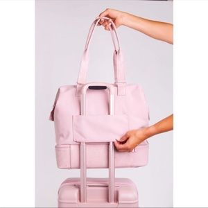 Beis mini weekender pink atlas